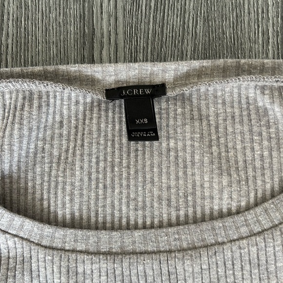 J.Crew Top - Picture 3 of 9